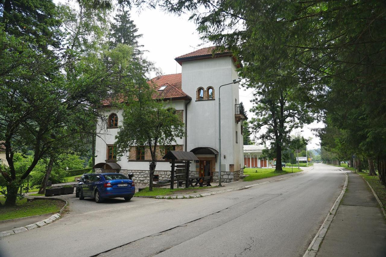 Garni Hotel Vila Drina Perucac Exterior foto